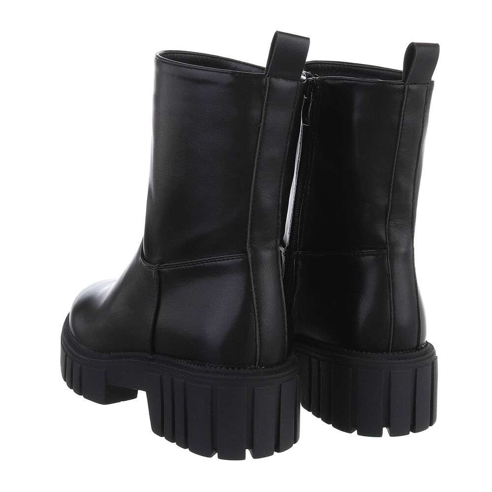 Класически дамски боти