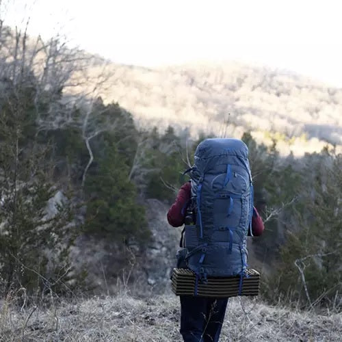 Изолираща постелка за къмпинг и планина, 180х60 см, Черна