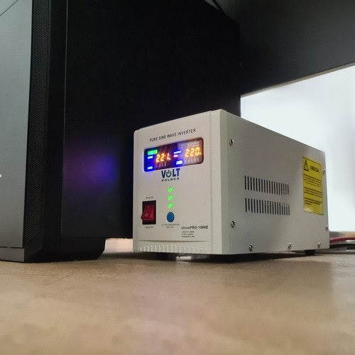 Резервно захранване Инвертор UPS SINUS PRO 1000E, Пълна синусоида, 12V / 230V