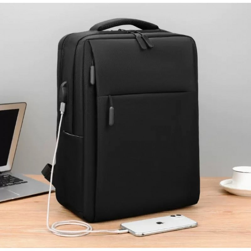 Раница за лаптоп  Lucas с USB, 15.6", черна