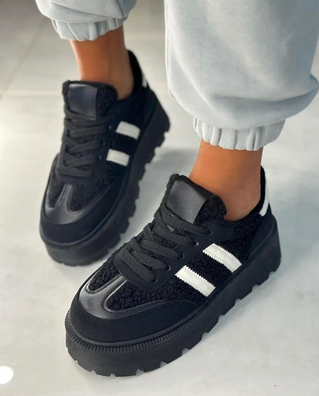 Дамски спортни обувки с платформа, Черни