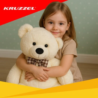 Момиче прегръща мечето KRUZZEL 100 см